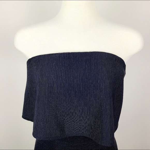 Missguided Black Pleated Bandeau Bodycon Dress - Picture 3 of 10